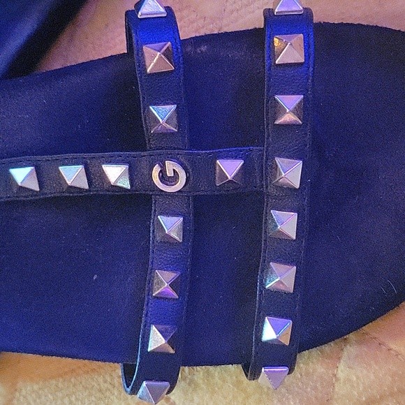 Leather, size 10, Guess brand gladiator sandals - Picture 2 of 3